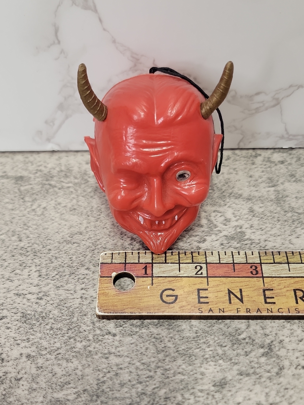 Vintage Hong Kong Plastic Winking Devil Head with Lenticular Eye - Picture 9 of 11